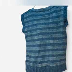 HANDMADE SWEATER TOP